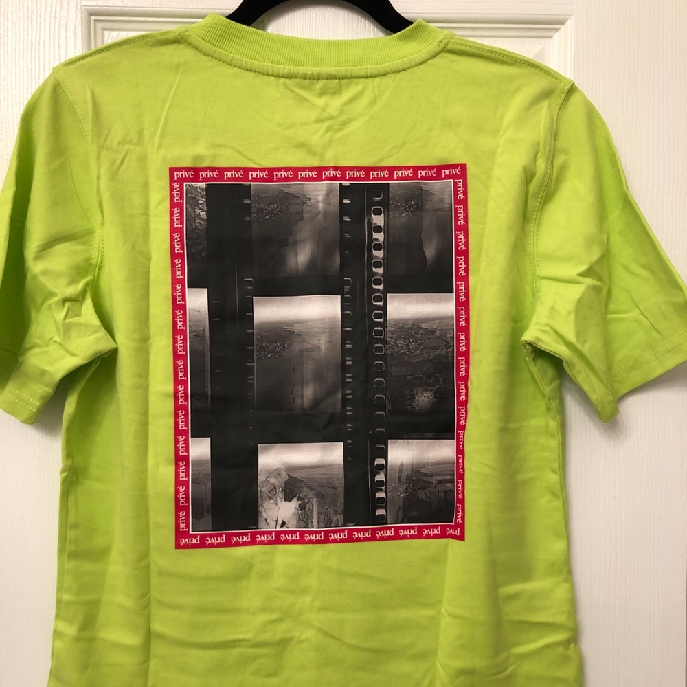 Prive Alliance Byun Baekhyun tshirt - Picture 2 of 2